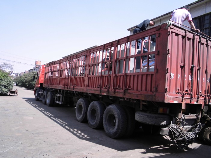 專(zhuān)車(chē)發(fā)貨現場(chǎng)
